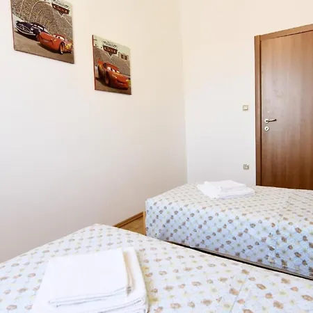 Noemi3 By Interhome Apartament Poreč