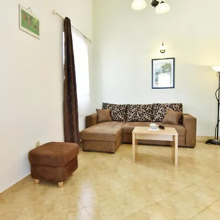 Apartment Noemi3 By Interhome *
