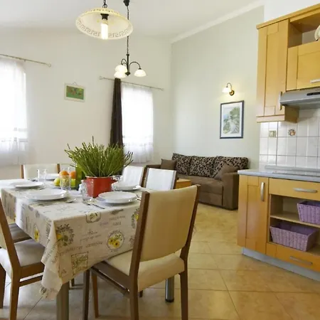 Apartment Noemi3 By Interhome *