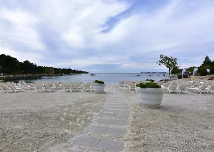 Apartment Noemi3 By Interhome